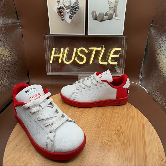 adidas advantage sneaker spider man